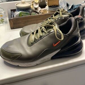 Nike air max 270 hunter green size 13 shoes for men